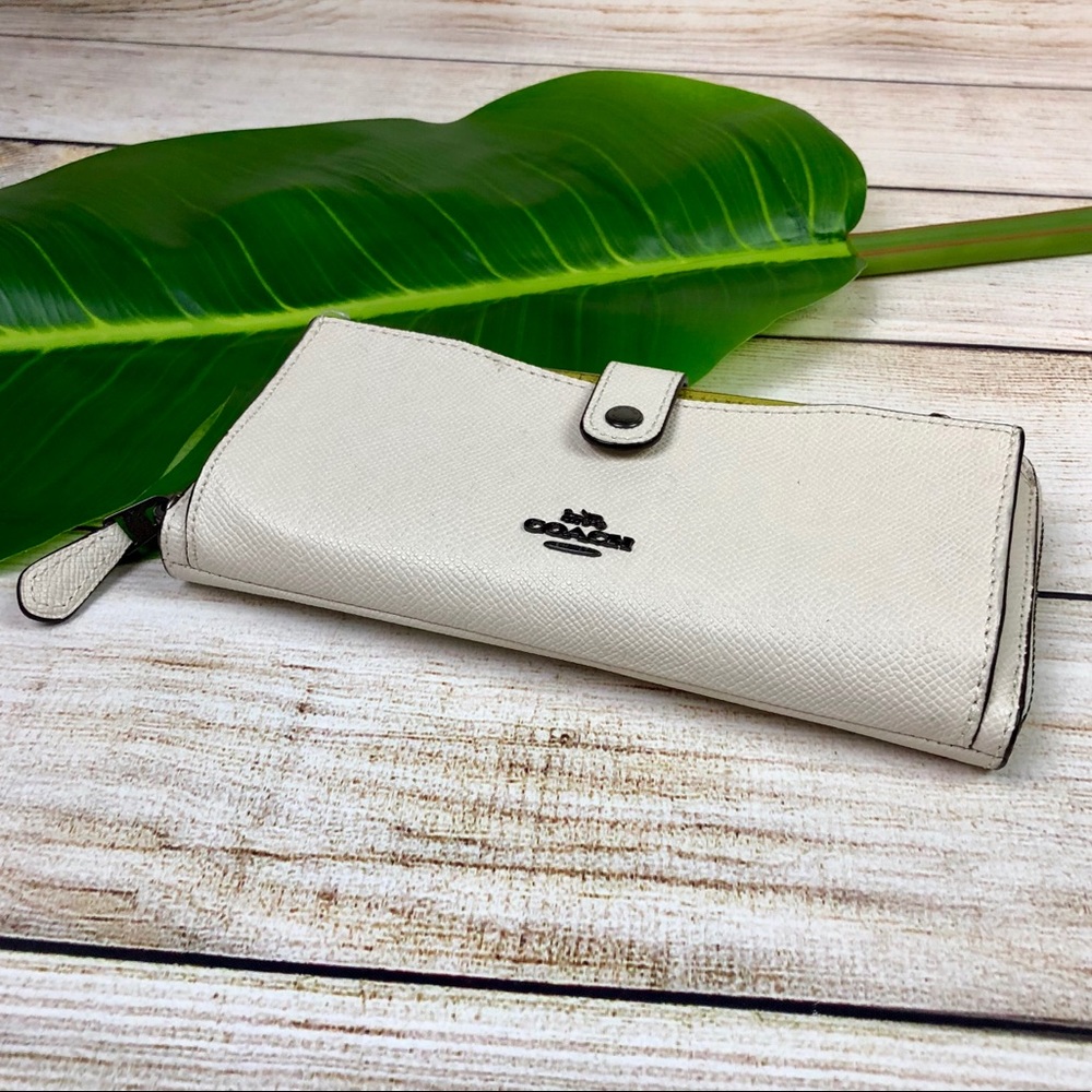 COACH • MULTIFUNCTION WALLET IN COLORBLOCK - Picture 7 of 8